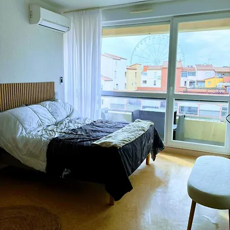 شقة Lvam - Cozy Renovated Ferris Wheel View Pool آجد
