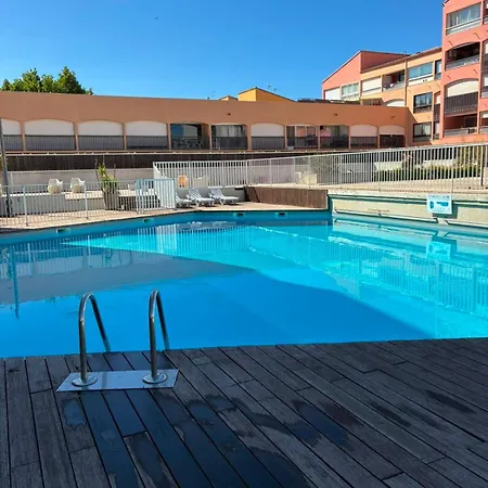 Lvam - Cozy Renovated Ferris Wheel View Pool شقة آجد